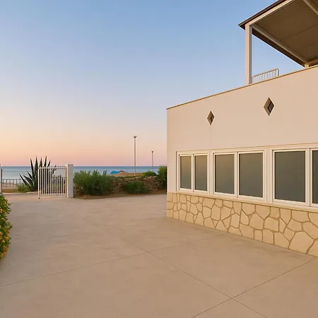 Stella Del Mare كاستيلاّماري ديل غو