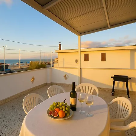 Stella Del Mare شقة